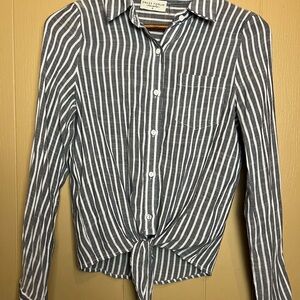 Dress Forum Blue and White Striped Button Down Shirt
